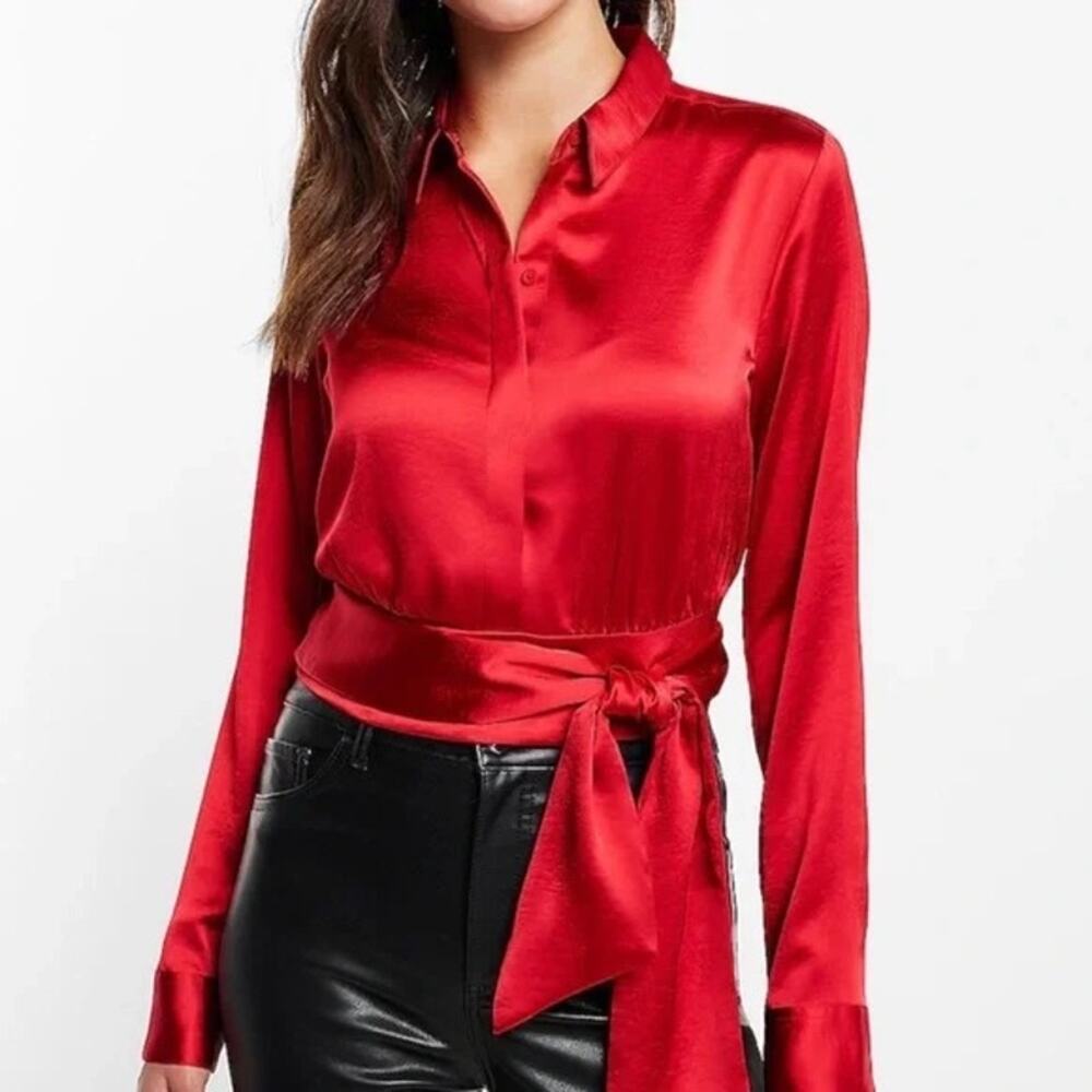 Express Portofino Red Satin Tie Front Button-Up Blouse Women’s Large Holiday - Picture 2 of 13